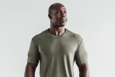 Nobull V-Neck Men's T Shirts Green | Australia (EB5490)